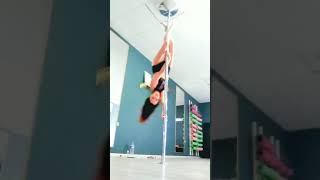 pole dance butterfly to aicha.split/ vortex