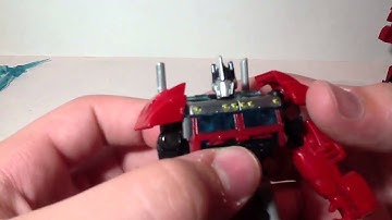 Video Review of the Transformers Prime Cyberverse Commander Class: Night Watch Optimus Prime