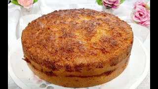 Coconut cake with crunchy crust on top and already stuffed, easy to make and delicious.