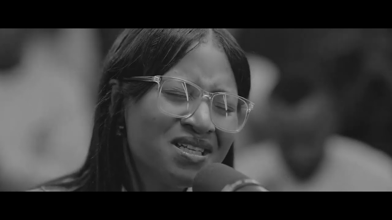 Hermoso Momento Kairo Worship cover Su Nombre Es JESUS