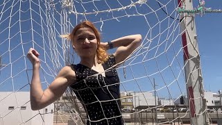 Net Girl Biceps - Clean Muscle Flex Under the Sun