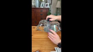 This glass container handled spaghetti sauce like a champ
