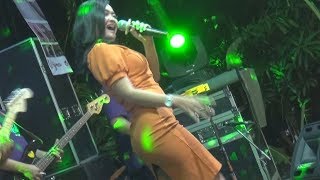 Sedang Sedang Saja  Amelia newrepublik 99