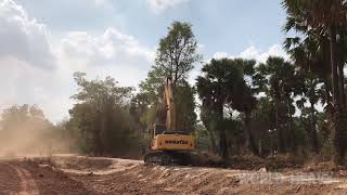 KOMATSU PC210 EXCAVATOR WORK