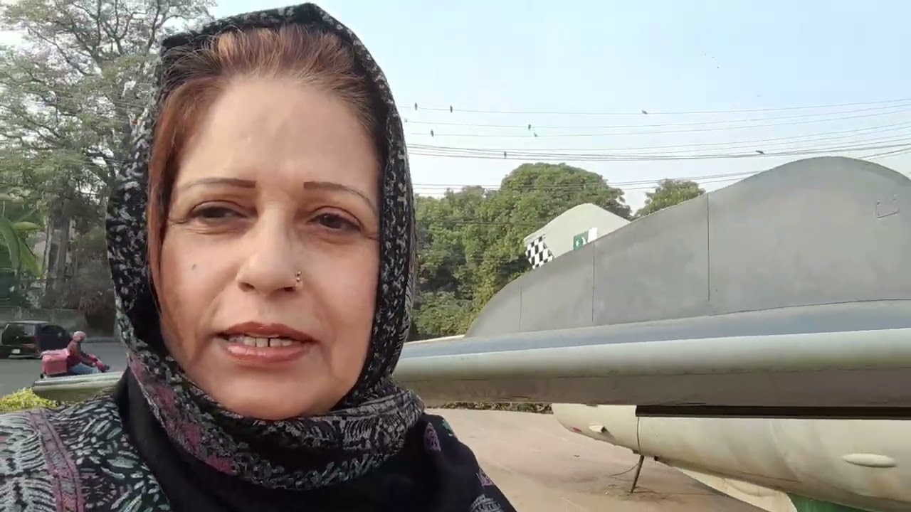 Aaj Mood banaa China Chauk jaane ka