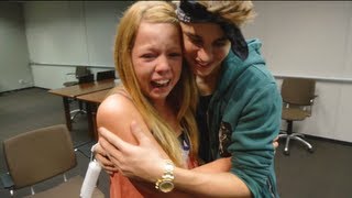 Justin Bieber Surprises Lucky Fans! | Just Dance 4