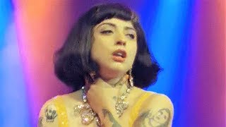 Mon Laferte &quot;Amárrame&quot; en vivo en Melkweg Amsterdam