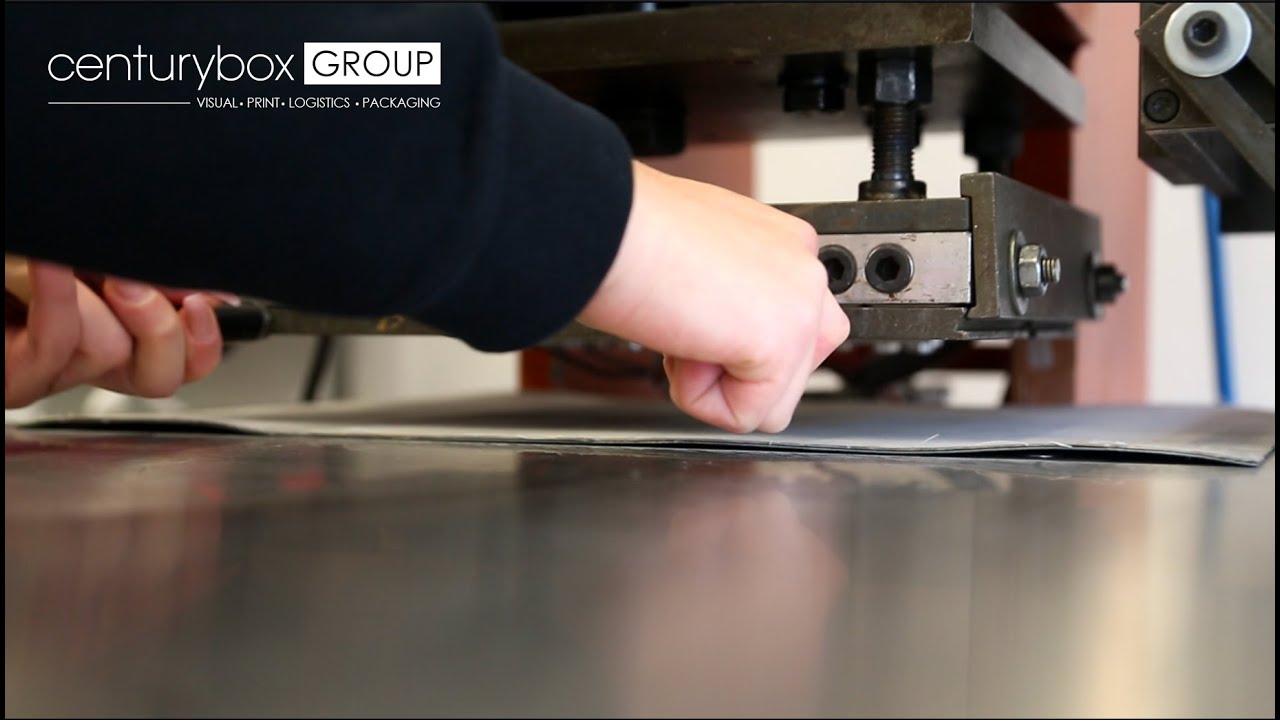 How hot foil printing works on a magnetic cardboard box | Inside the print side of Centurybox group
