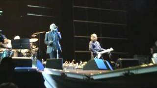 Famous REM Personal Fest 2008 - She Just Wants to Be Wealth
