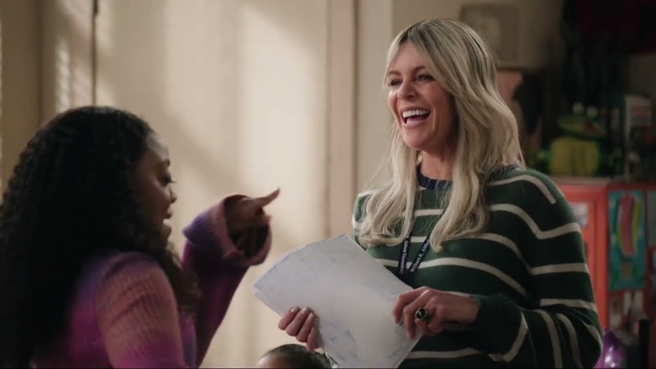 Abbott Elementary/Always Sunny Crossover Scene - Janine Has Had ENOUGH Of Dee 🤬👊🏾