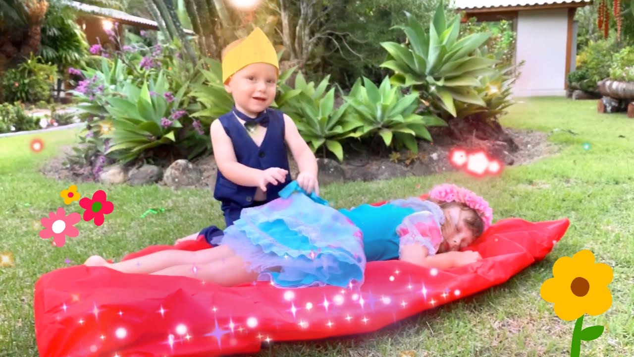 A LINDA ROSA JUVENIL! Teatrinho, música infantil e alegria. Crianças brincando e se divertindo!