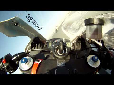 onboard Track Day, Honda CBR600RR vs Yamaha R6, go...