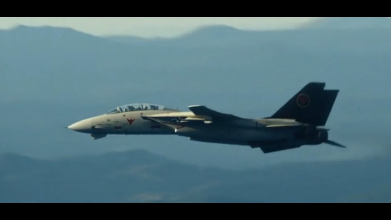 Top Gun Maverik Dogfight but I synced it with music from Z and ZZ Gundam YouTube