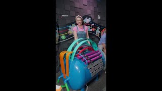 Play music with Ms. Rachel, Meekah, and Blippi! ๐ฅ Meekah is now playing on Netflix!