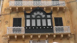 Мальтийские балконы.