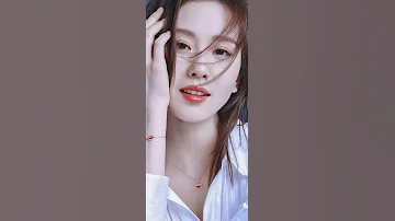 LIU SHISHI WHATSAPP STATUS 