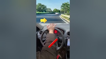 How to turn the steering wheel while driving #car #driving #tips #manual #carsoft #skills
