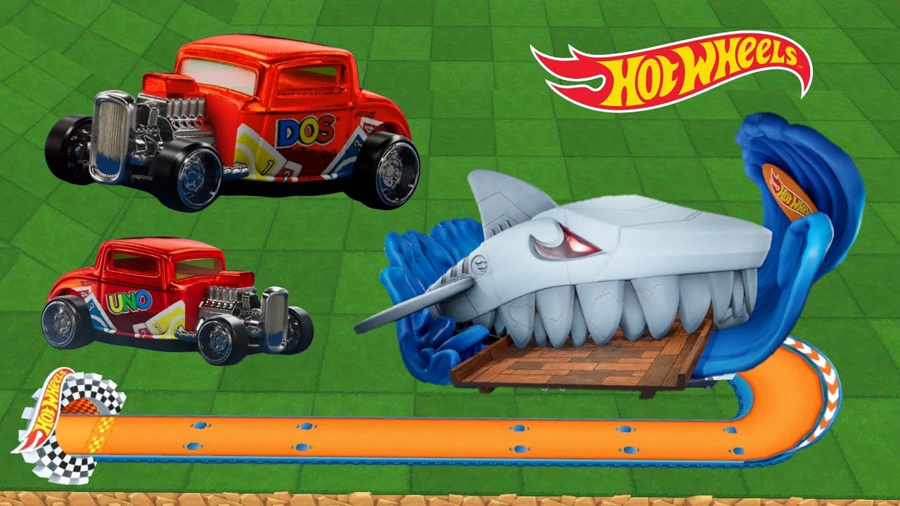 HOT WHEELS UNLEASHED 32 FORD UNO CAR RACE IN NITRO SHARK TRACK PIECE