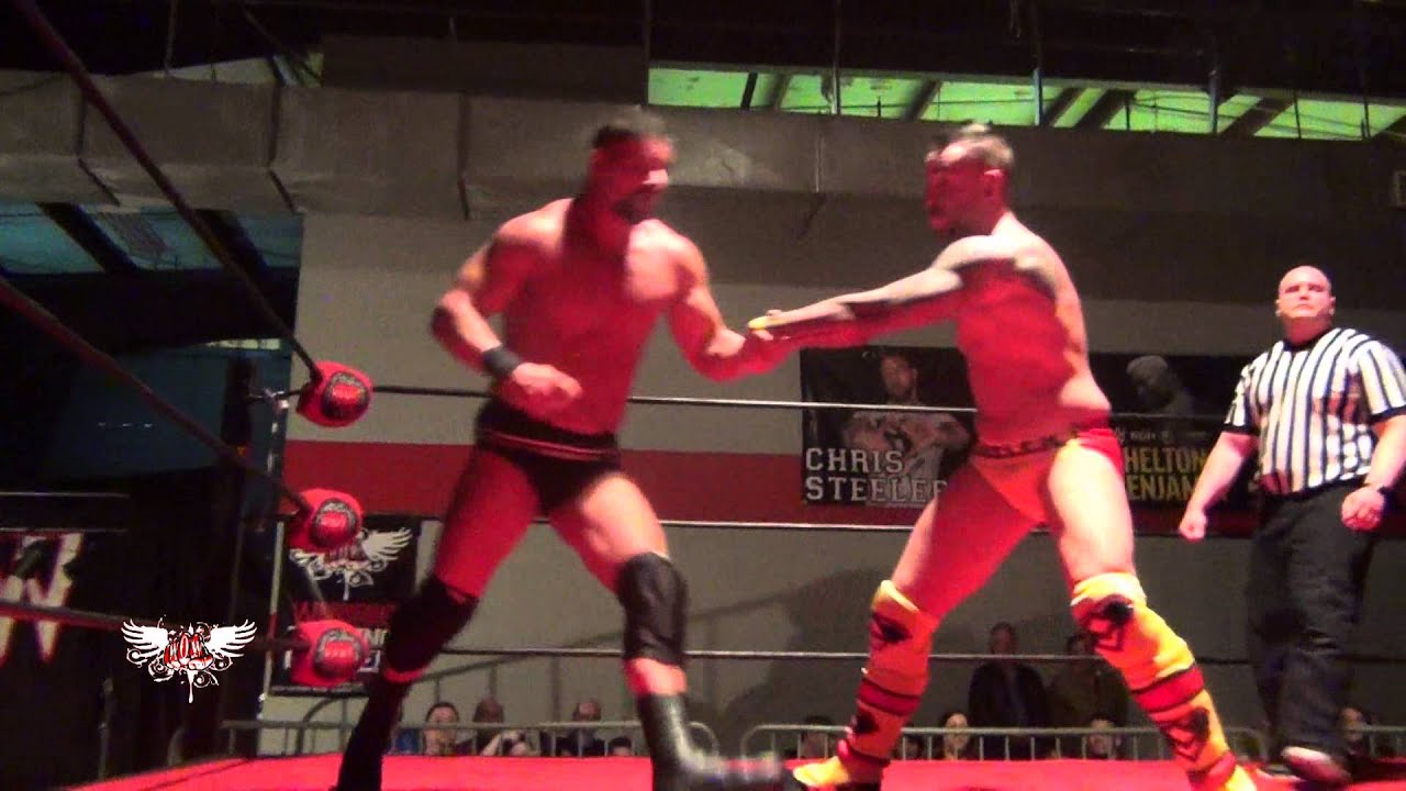 "The IT Factor" Bobby Roode v "Wrestling's Man of Steel" Chris Steeler 12/12/15 (W.O.W)