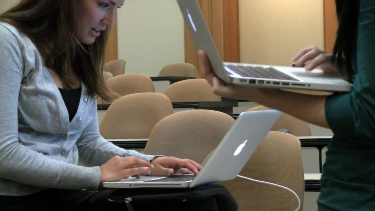 collage FIU law students work on Chuckie Taylor case