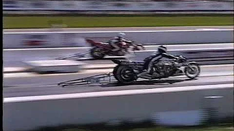 S&S Cycle - Hubba Hubba 200mph 1/4 mile run.