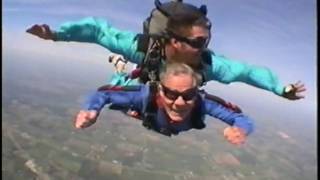 Larry Duerr - Skydiving 2004