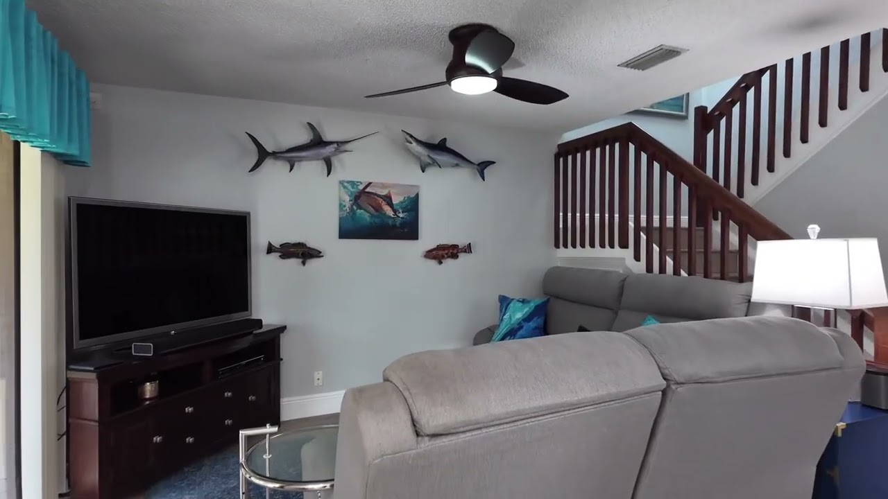 $489,000 - Chris Williams | Williams Group Presents 9129 Vineyard Lake Dr, Plantation, FL 33324