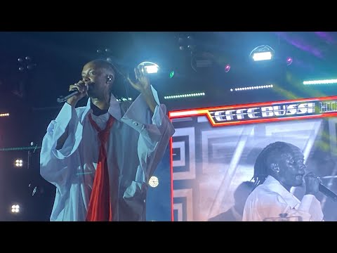 YES OR NO- FEFFE BUSSI LIVE IN CONCERT