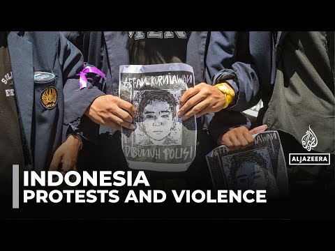Indonesia anti-government protests: Tension soars after delivery rider killed by police