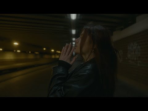 EREZA - xhelozia (Official Music Video)