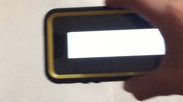 iOS 10 lock screen glitch- see your friends photos and contacts