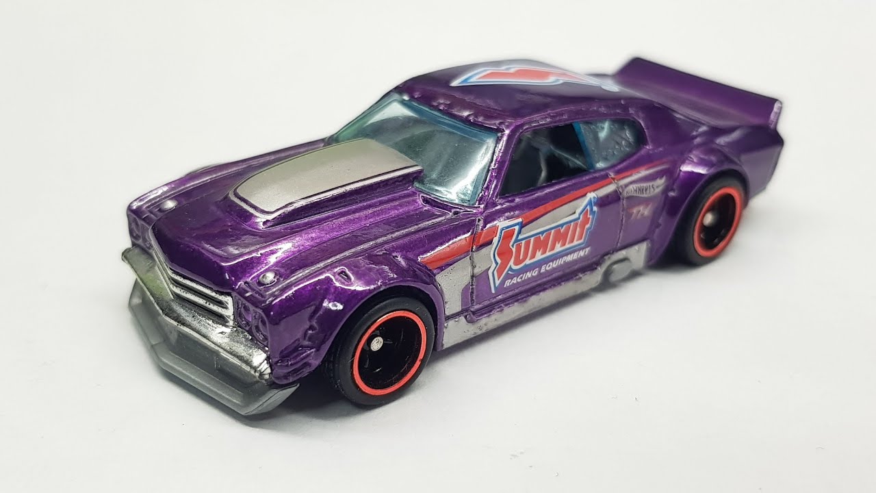 70 Chevelle SS Super Treasure Hunt Hot Wheels Review - YouTube