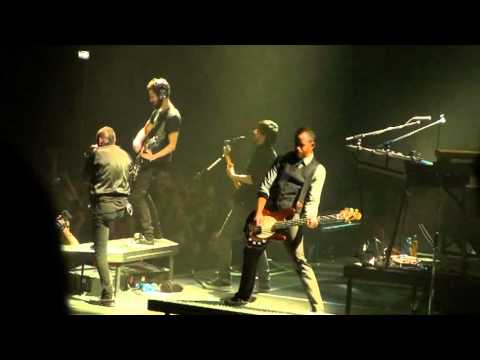 linkin-park---05---faint-(berlin-20.10.2010)