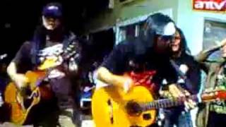 Download Lagu BOOMERANG seleb ngamen 1 MP3