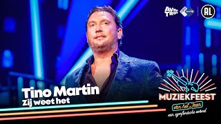 Tino Martin - Zij weet het • Muziekfeest van het Jaar 2023 // Sterren NL