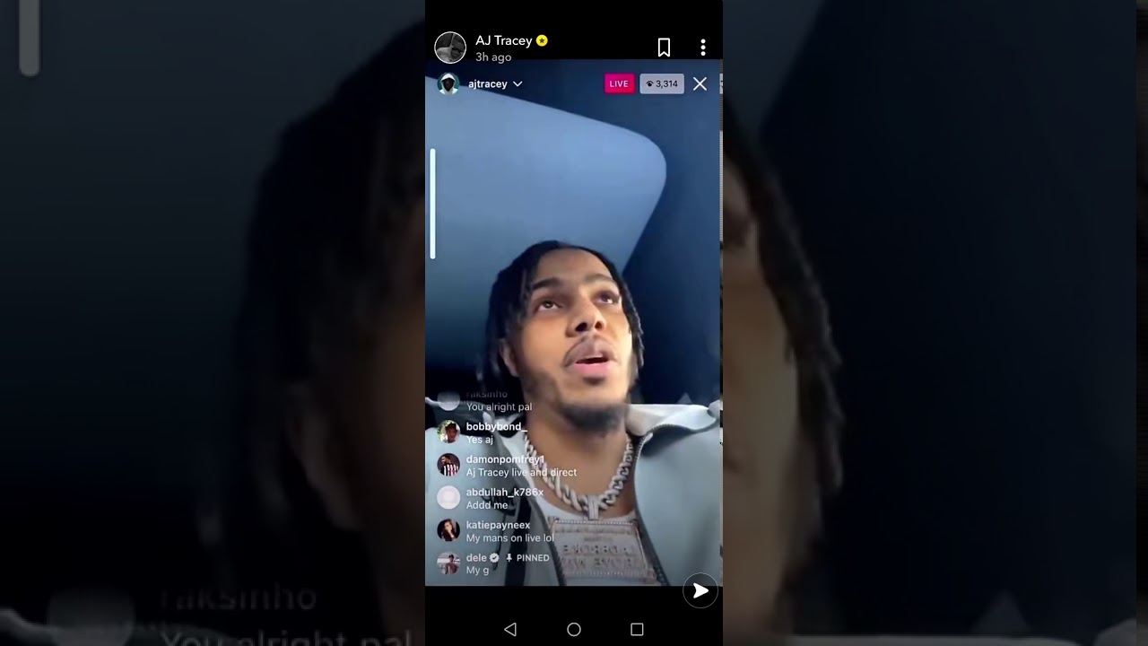 AJ tracey saying he's going to preview new music at 8pm👀