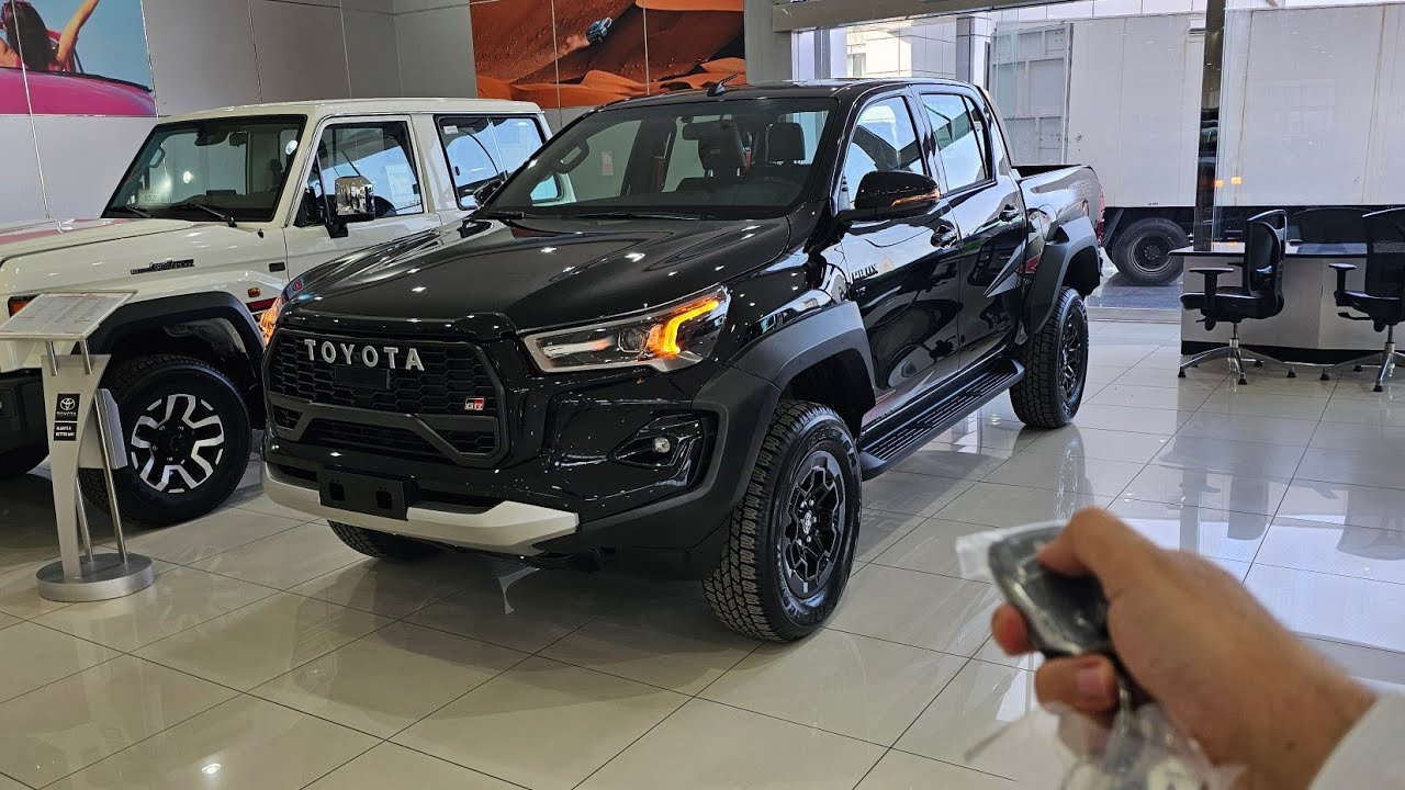 تويوتا هايلوكس جي ار 2026 اخر سنة بمحرك 6 سلندر وارد بريمي سعود بهوان  Toyota Hilux GR