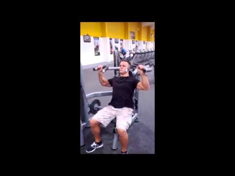 Wide Grip Machine Shoulder Press