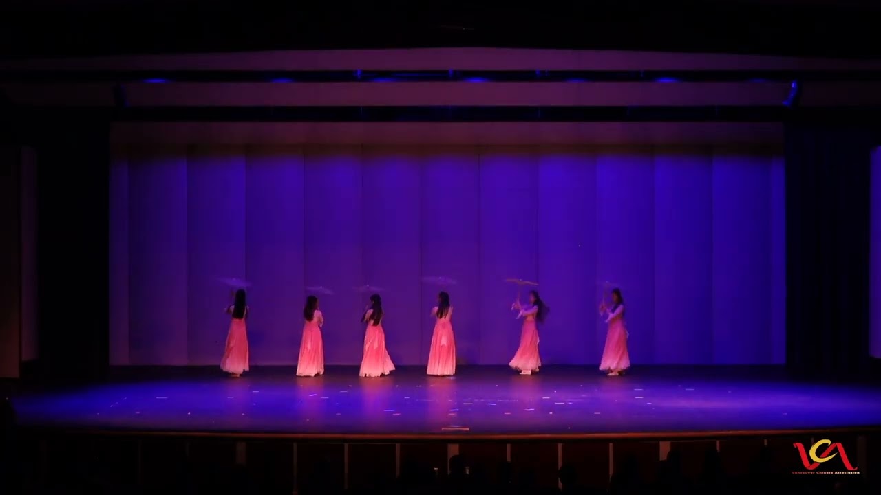 11-Stroll in the Spring Rain