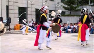 Pangut - Korean Percussion Dance (part 1)