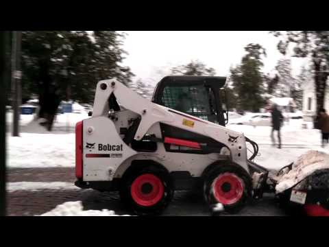 გზის გაწმენდა თოვლისგან. ბათუმი. 29.01.2017