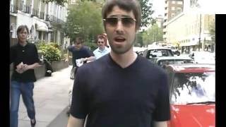 1997 Liam Gallagher Swears at Paparazzi