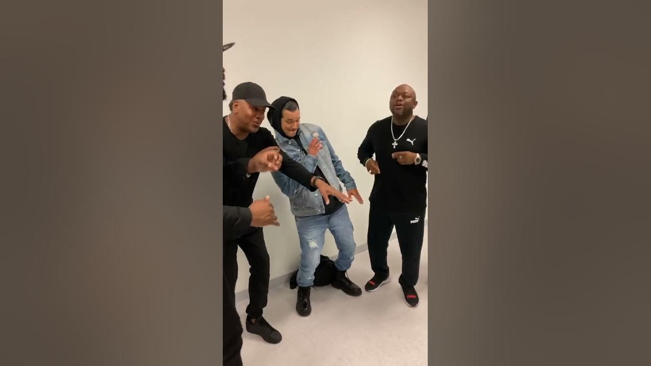 Silk singing “There’ll Never Be” w/ El DeBarge standing there - 10/30/2021 Silk singing “There’ll Never Be” w/ El DeBarge standing there - 10/30/2021