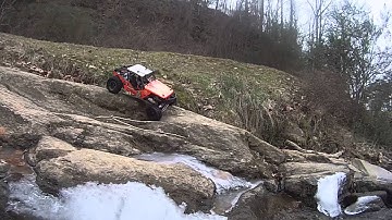 1.9 Mini Wraith on scx10 axles(2)