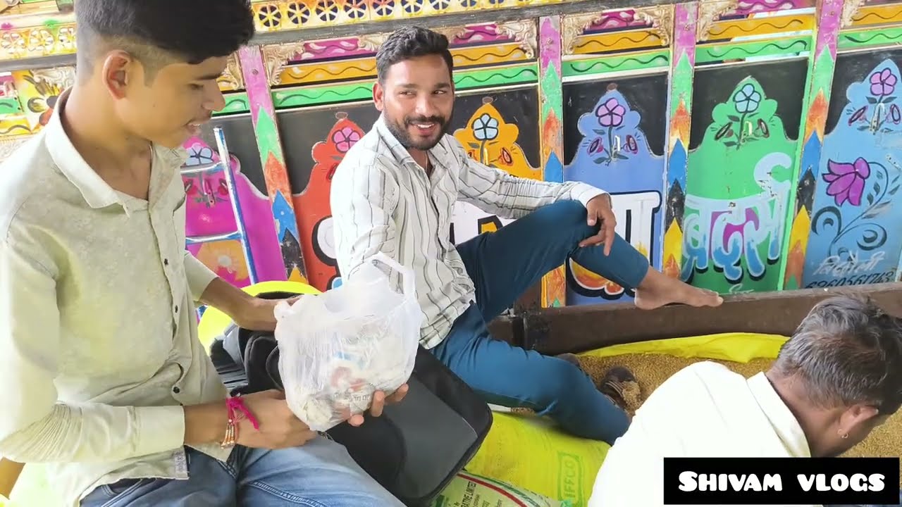 Mandi ke ander bike gayab hoo gyi😱