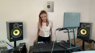 Djing and Feeling the Vibes dj music drumandbass shortsvideo