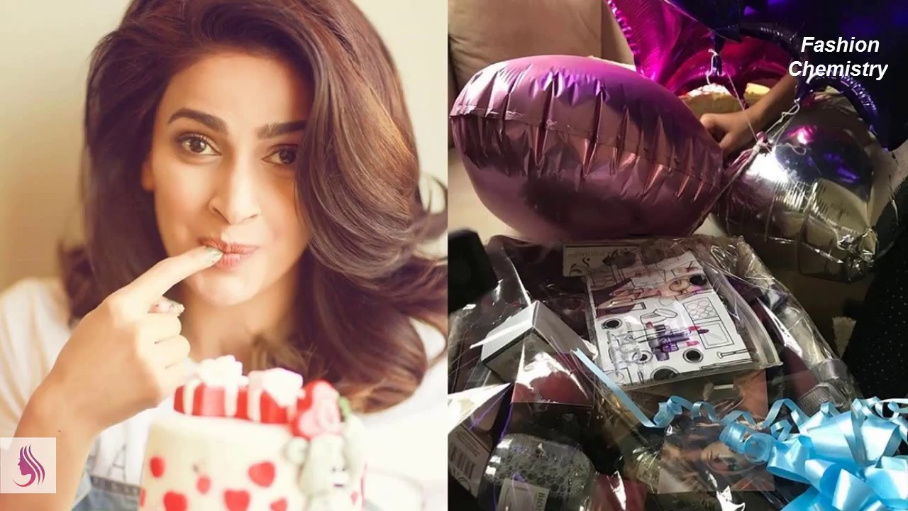 Most Versatile actress Saba Qamar Celebrating her 34th  birthday with best friend