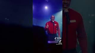 Brian McKnight as a Server at Chili's Restaurant. Hilarious Twist