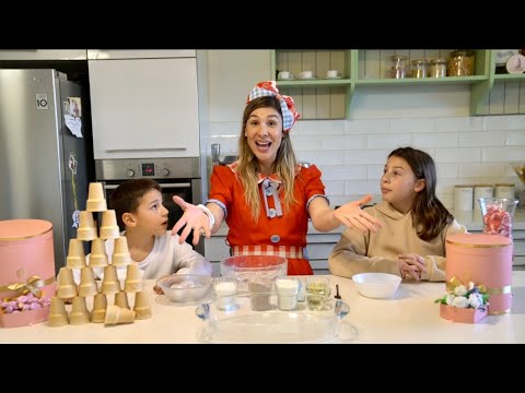 ללוש מכינה גלידת עוגת שוקולד חמה