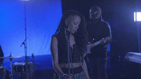 Deborah Bond presents "Bonded Sessions" LIVE!